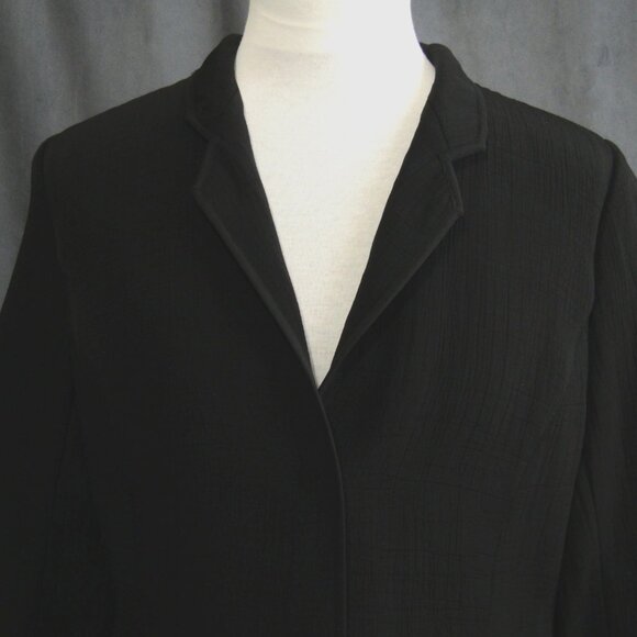 Eileen Fisher Black Textured Silk Blend Jacket Women Size XS Magnetic Snap Front - Picture 2 of 13